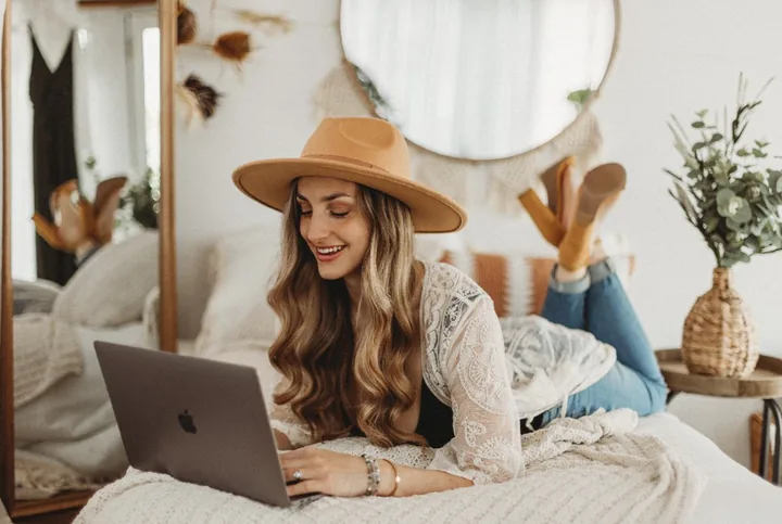 Taylor working on her laptop